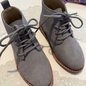 Janie and Jack little boys size 9 grey suede lace up boots